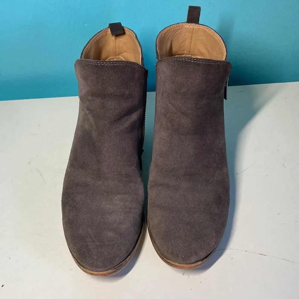 Lucky Brand Womens Size 8.5 Brown Suede Ankle Boots 38.5 Side Zip Slip Ons